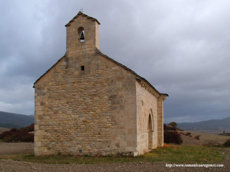 HASTIAL DE PONIENTE CON ESPADAÑA